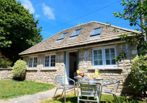 The Thatch Desirable Studio